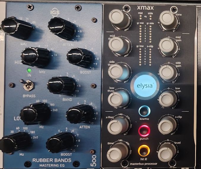 mastering rack modules - in the steam-mastering studio
Elysia Xmax 500 and IGS Rubber Bands 500 ME - housed in a 500 series rack