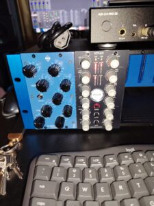 IGS Rubber Bands 500 ME - EQ module next to Elysia Xmax 500